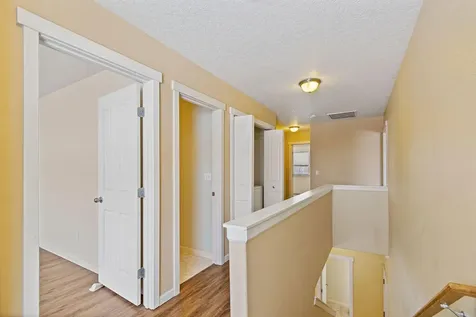 2934 SW Cascade Avenue Redmond OR 97756