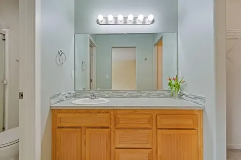 2934 SW Cascade Avenue Redmond OR 97756