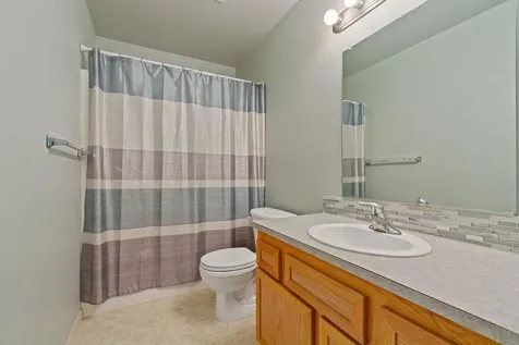 2934 SW Cascade Avenue Redmond OR 97756