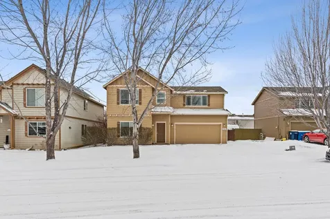 2934 SW Cascade Avenue Redmond OR 97756