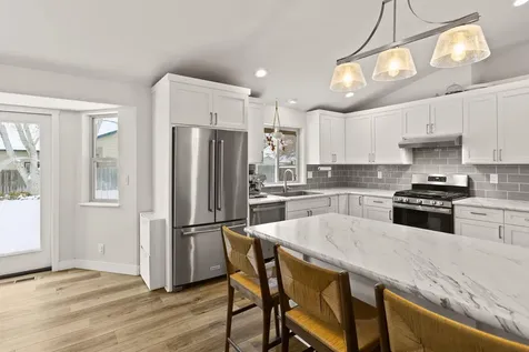 2033 NW Quince Avenue Redmond OR 97756