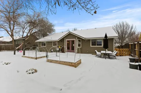 2033 NW Quince Avenue Redmond OR 97756