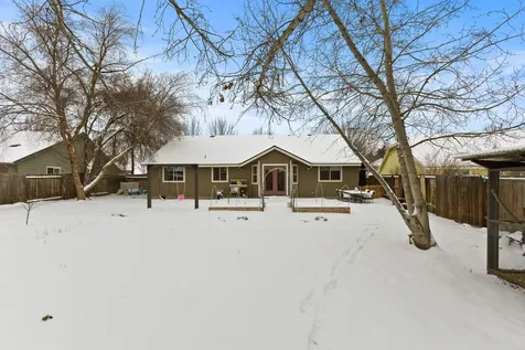 2033 NW Quince Avenue Redmond OR 97756