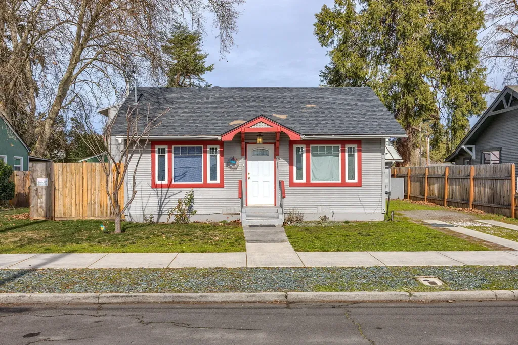811 Taylor Street Medford OR 97504