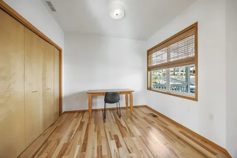 809 N Mountain Avenue Ashland OR 97520