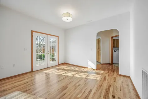 809 N Mountain Avenue Ashland OR 97520