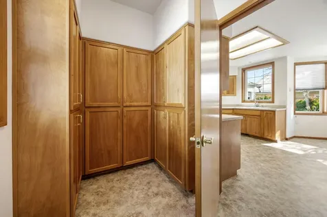 809 N Mountain Avenue Ashland OR 97520