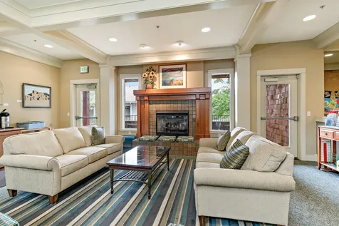 809 N Mountain Avenue Ashland OR 97520