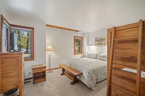 57137 Brassie Lane Sunriver OR 97707