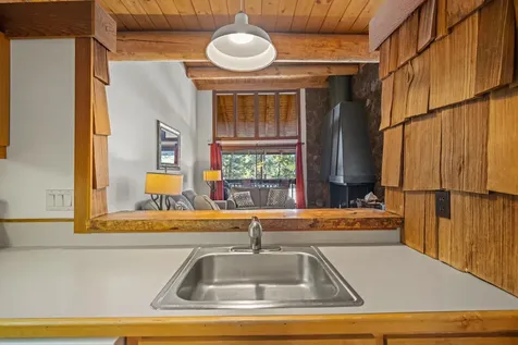 57137 Brassie Lane Sunriver OR 97707