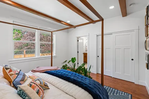 339 Randy Street Ashland OR 97520