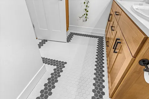 339 Randy Street Ashland OR 97520