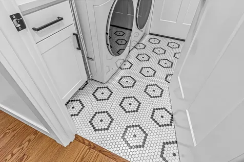 339 Randy Street Ashland OR 97520