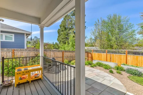 339 Randy Street Ashland OR 97520