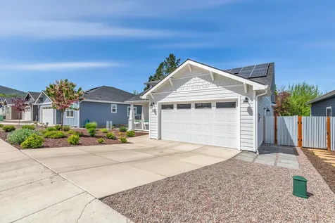 339 Randy Street Ashland OR 97520