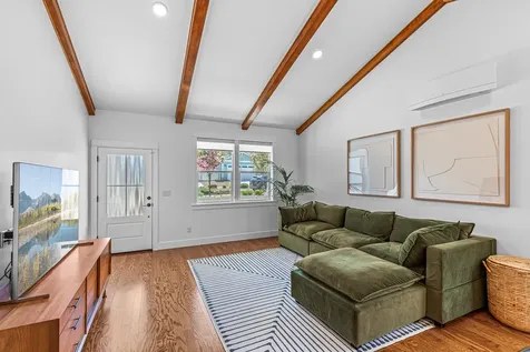 339 Randy Street Ashland OR 97520