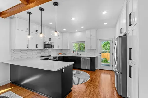 339 Randy Street Ashland OR 97520