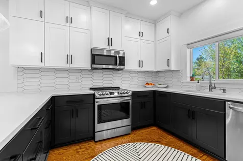 339 Randy Street Ashland OR 97520