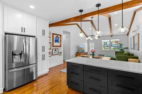 339 Randy Street Ashland OR 97520