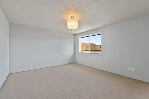 3086 NW Kelly Hill Court Bend OR 97703