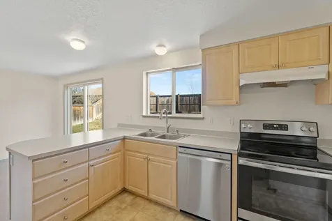 3086 NW Kelly Hill Court Bend OR 97703