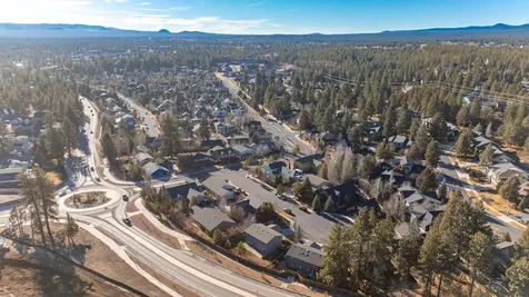 3086 NW Kelly Hill Court Bend OR 97703