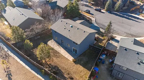 3086 NW Kelly Hill Court Bend OR 97703