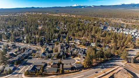 3086 NW Kelly Hill Court Bend OR 97703