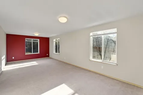 3086 NW Kelly Hill Court Bend OR 97703