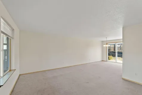 3086 NW Kelly Hill Court Bend OR 97703