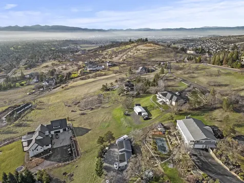 4850 Aerial Heights Drive Medford OR 97504