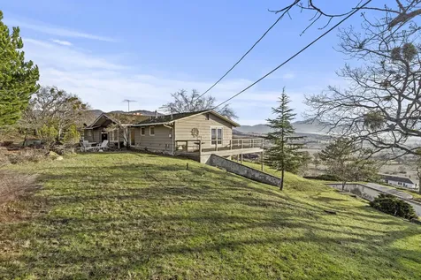 4850 Aerial Heights Drive Medford OR 97504