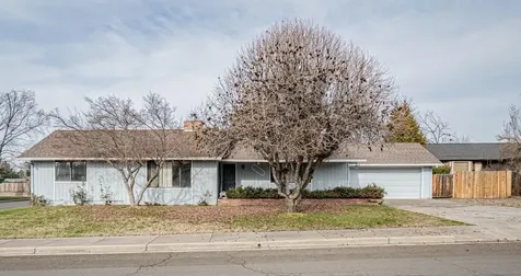 2301 Kona Circle Medford OR 97504