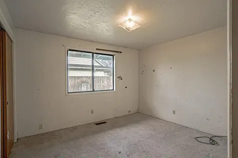 2301 Kona Circle Medford OR 97504