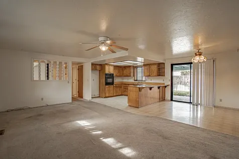 2301 Kona Circle Medford OR 97504