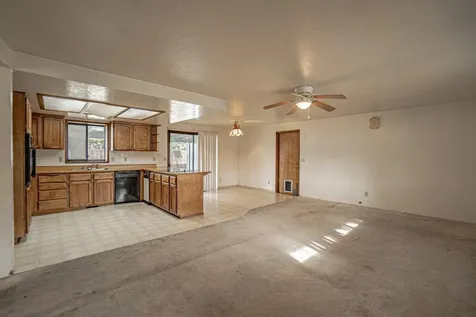 2301 Kona Circle Medford OR 97504