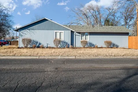 286 SE D Street Madras OR 97741