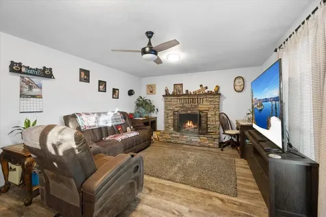 2260 Smokethorn Way Medford OR 97504