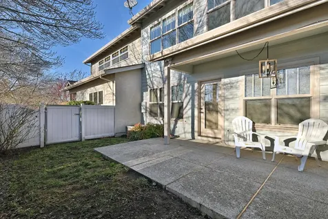 3126 Alameda Street Medford OR 97504
