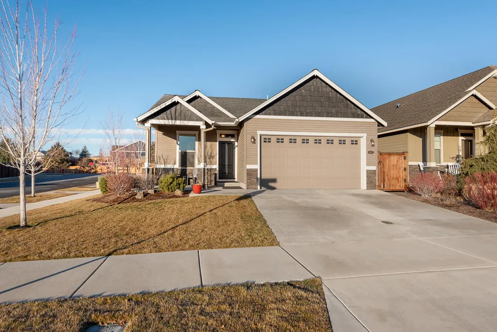 20872 Liberty Lane Bend OR 97701