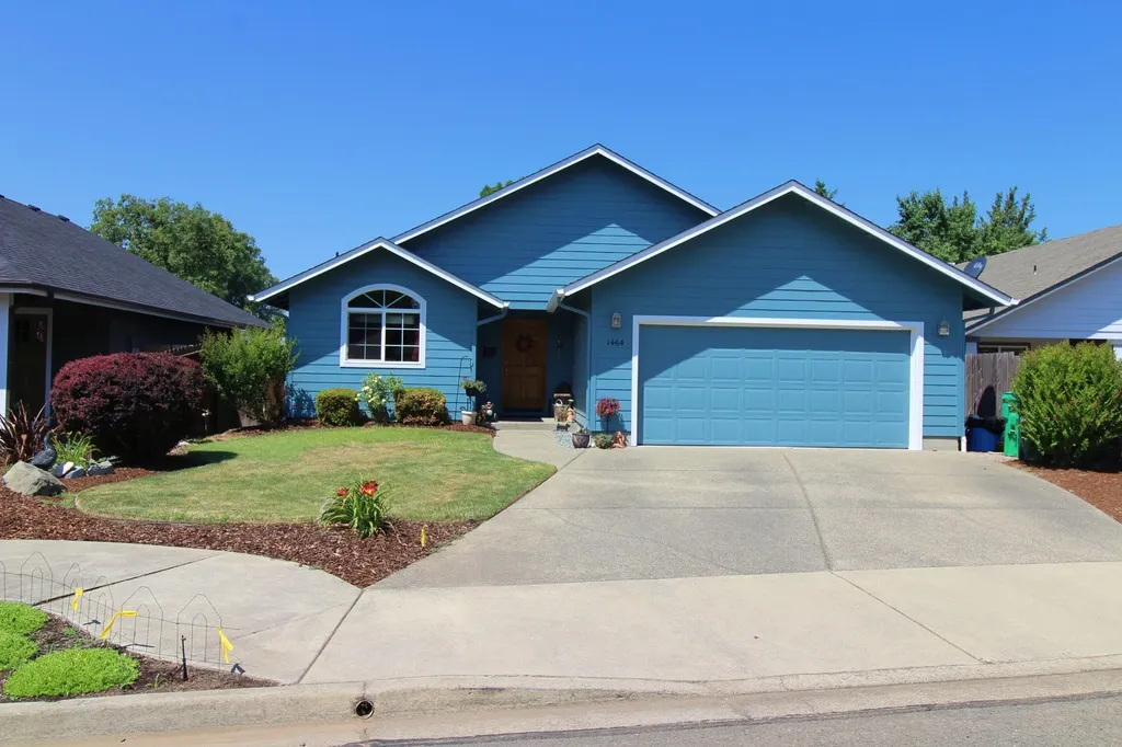 1464 George Tweed Boulevard Grants Pass OR 97527