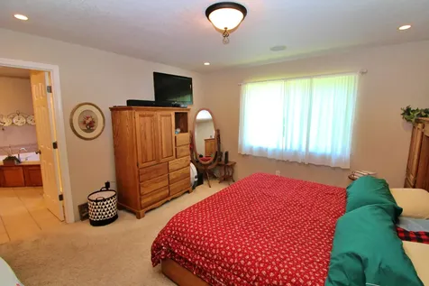 1464 George Tweed Boulevard Grants Pass OR 97527