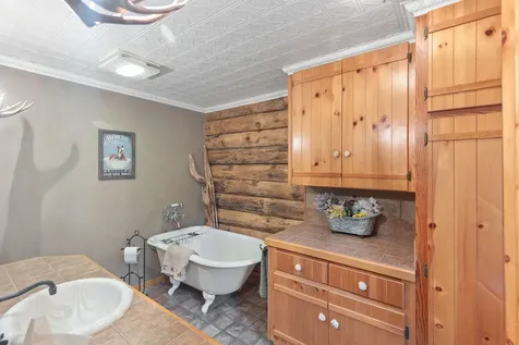261 NW Springwood Place Grants Pass OR 97526