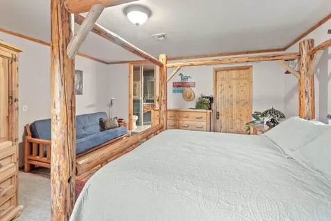 261 NW Springwood Place Grants Pass OR 97526