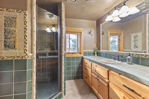261 NW Springwood Place Grants Pass OR 97526