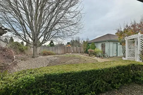 758 Vincent Avenue Central Point OR 97502