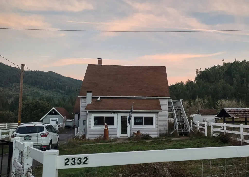 2332 Quines Creek Road Azalea OR 97410