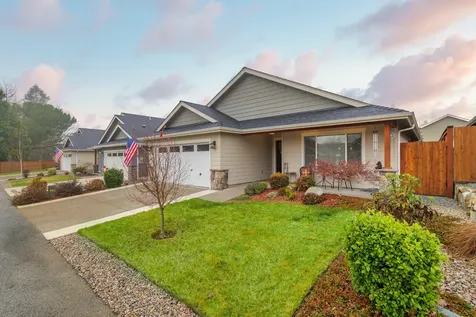 2036 SW Truman Way Grants Pass OR 97526