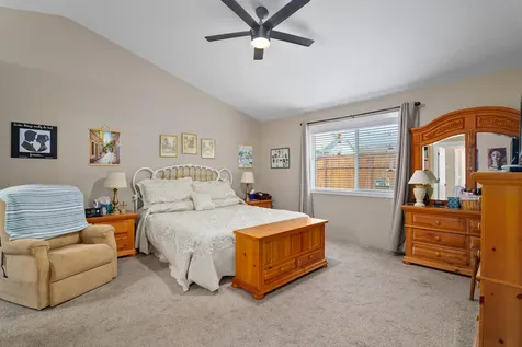 2036 SW Truman Way Grants Pass OR 97526