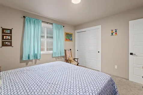 2036 SW Truman Way Grants Pass OR 97526